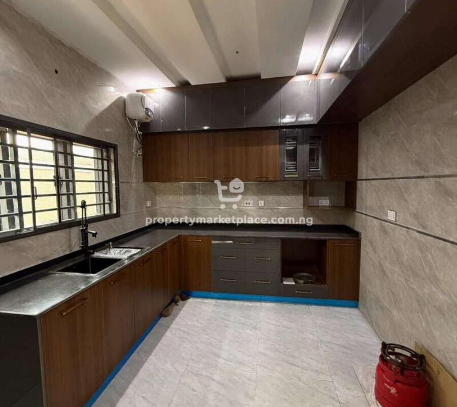 Nicely finished 4 bedroom detached duplex with Bq