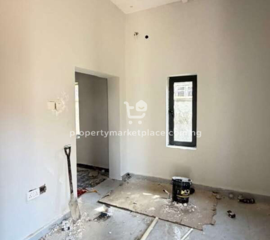 5 bedroom detached duplex with Bq