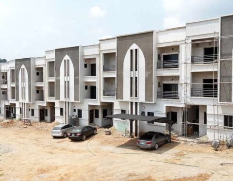 4 bedroom terrace duplex with Bq