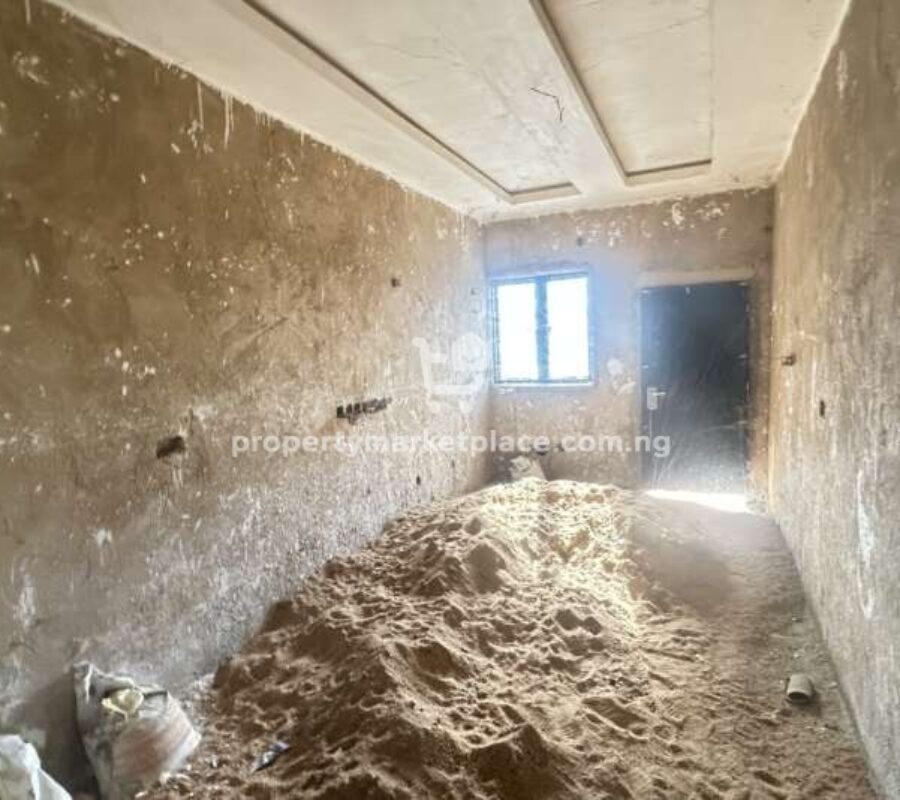 4 bedroom terrace duplex with Bq