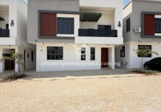 4 bedroom detached duplex with Bq