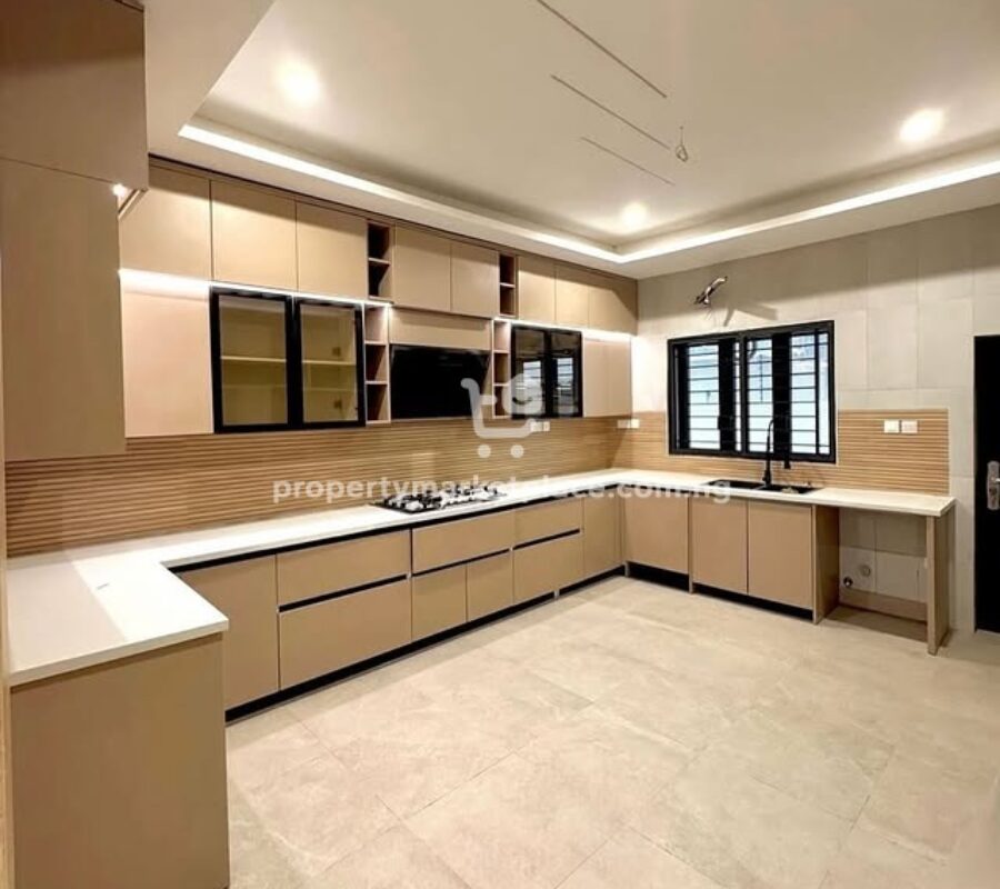 Superbly finished 4 bedroom terrace duplex with Bq
