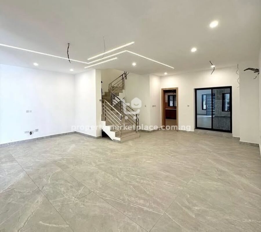 Superbly finished 4 bedroom terrace duplex with Bq