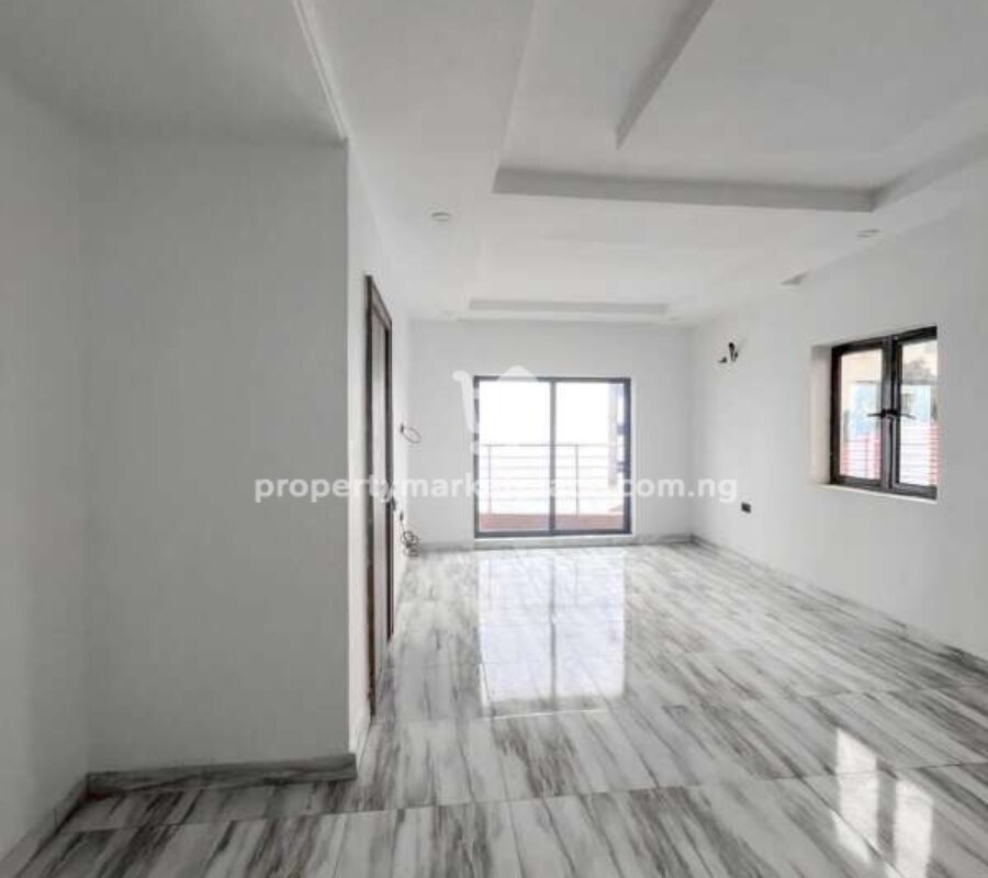 6 bedroom detached duplex with Bq