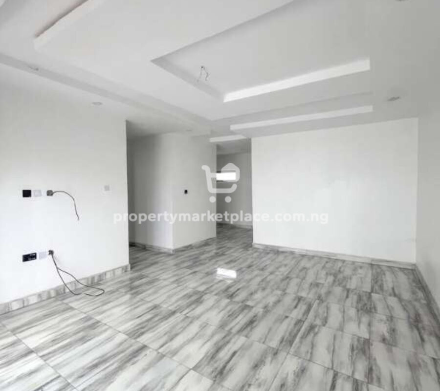 6 bedroom detached duplex with Bq