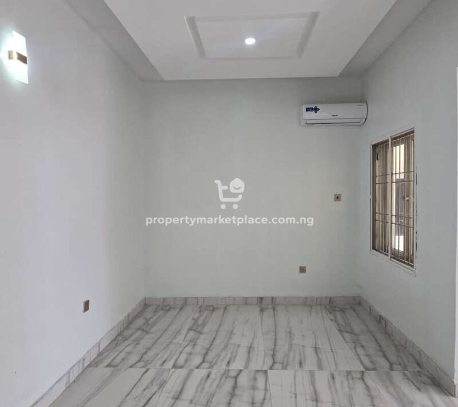 5 bedroom terrace duplex with a room boys quarters