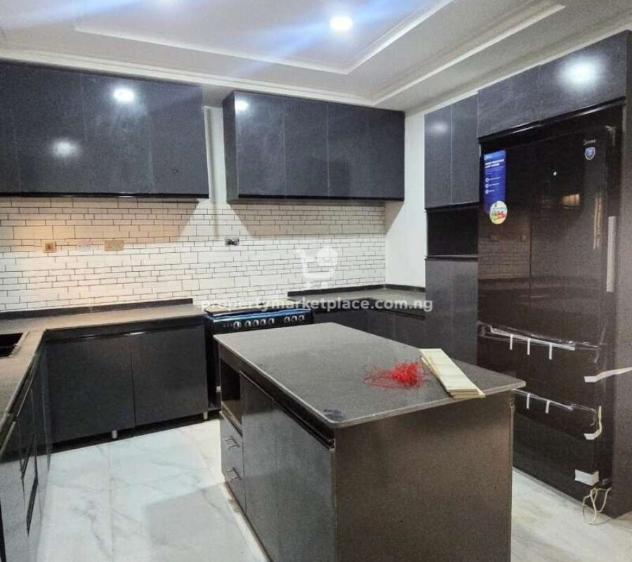 5 bedroom terrace duplex with a room boys quarters
