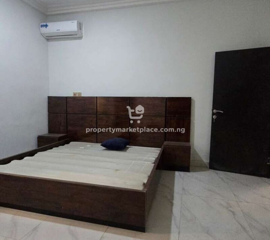 5 bedroom terrace duplex with a room boys quarters