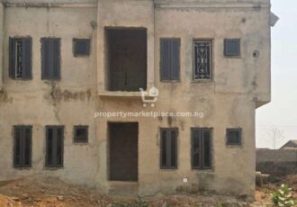 2 bedroom terrace duplex with Bq