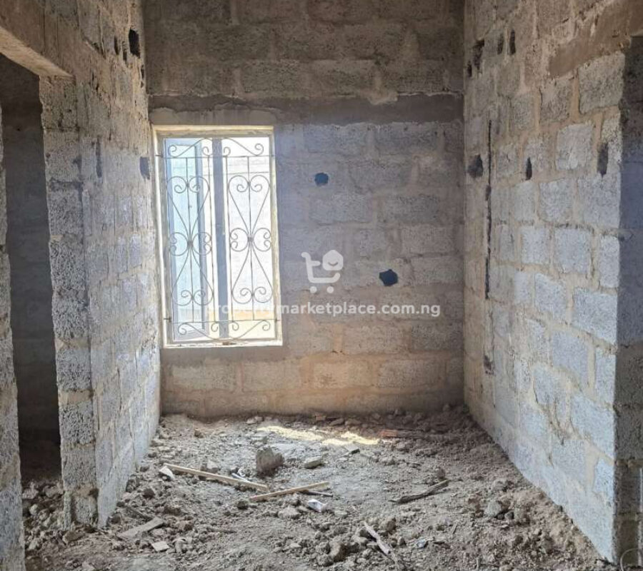 2 bedroom terrace duplex with Bq