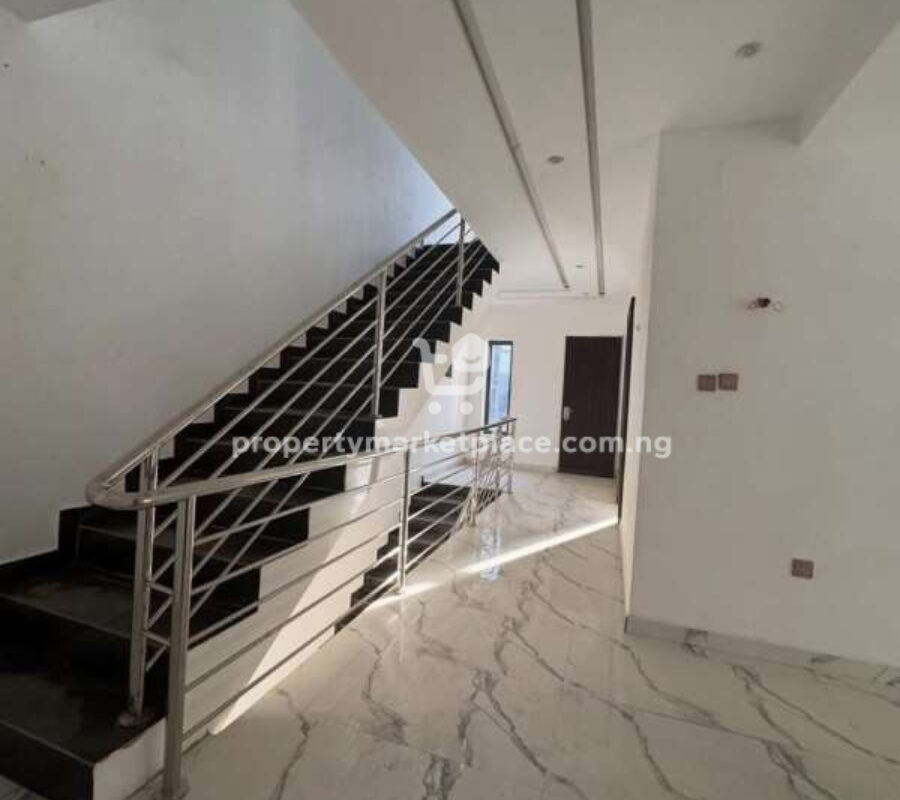 4 bedroom semi detached duplex with Bq