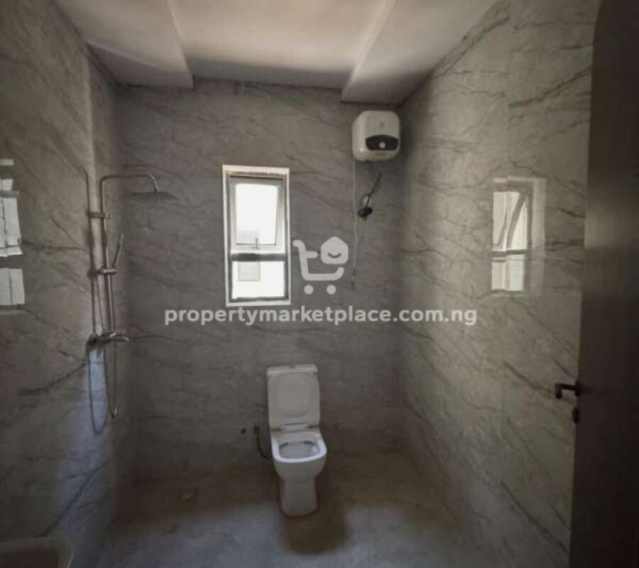4 bedroom semi detached duplex with Bq