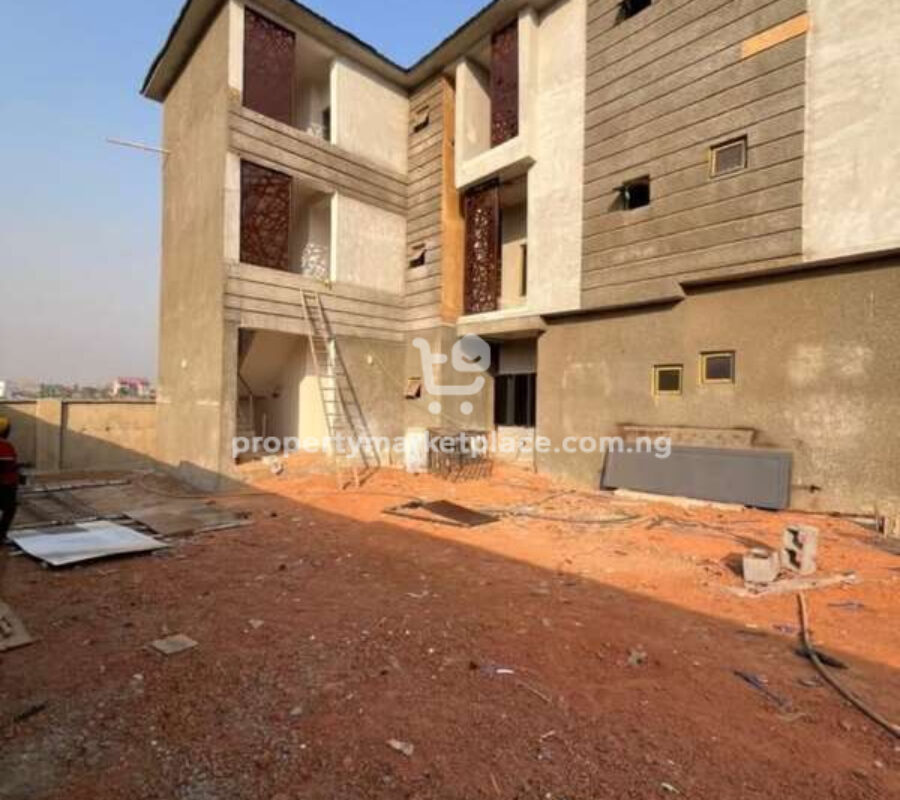 Spacious 2 bedroom apartment