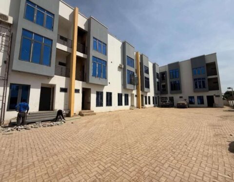 4 bedroom terrace duplex with Bq