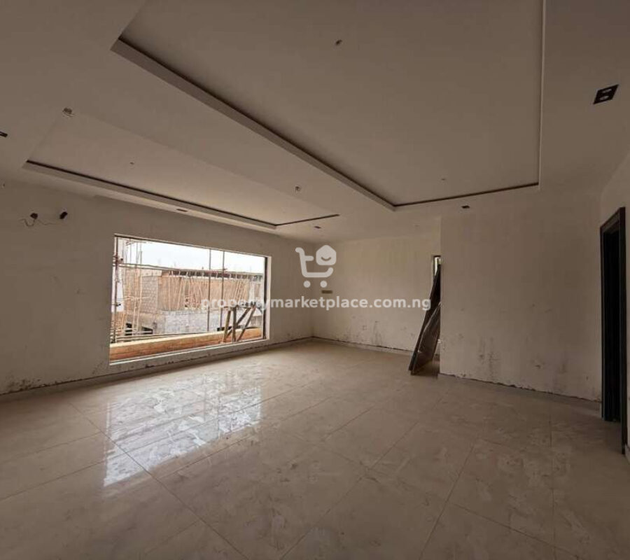 5 bedroom detached duplex with Bq