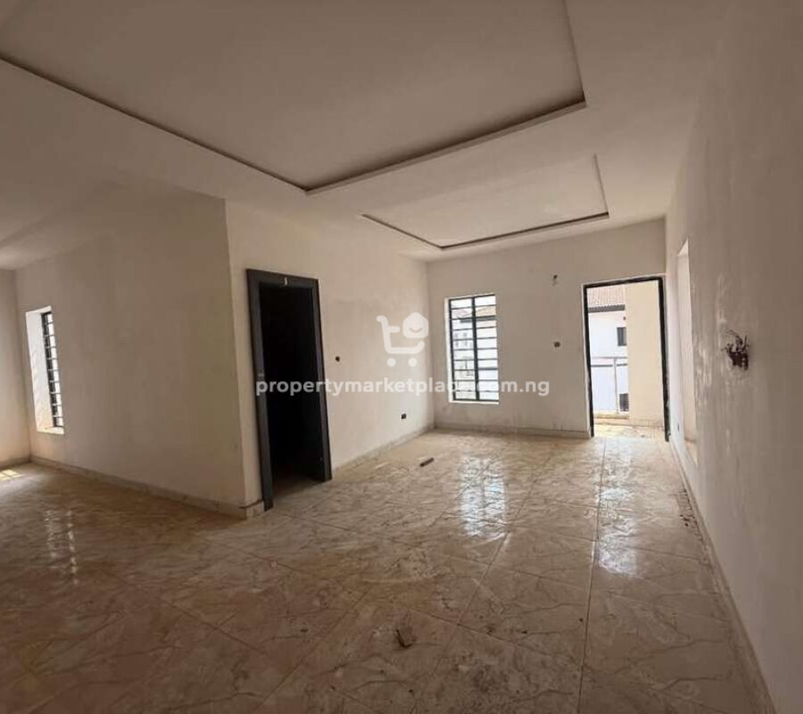 4 bedroom terrace duplex with Bq