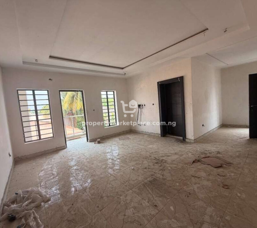 4 bedroom terrace duplex with Bq