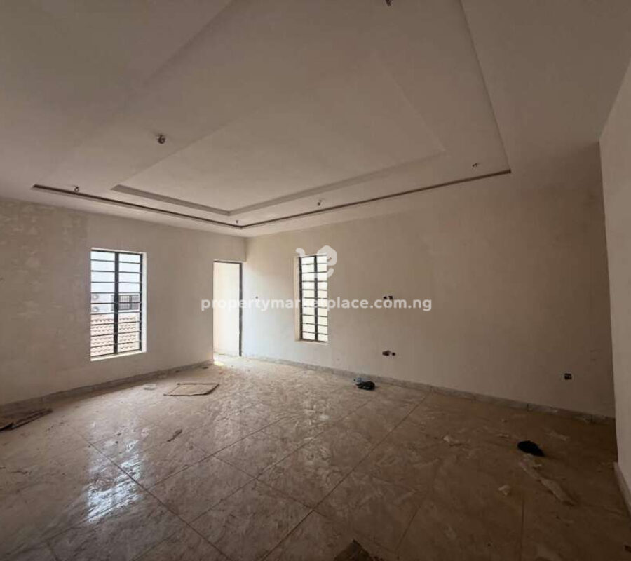 4 bedroom terrace duplex with Bq
