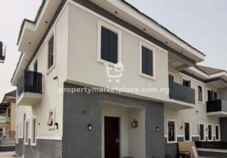 4 bedroom semi-detached duplex with Bq
