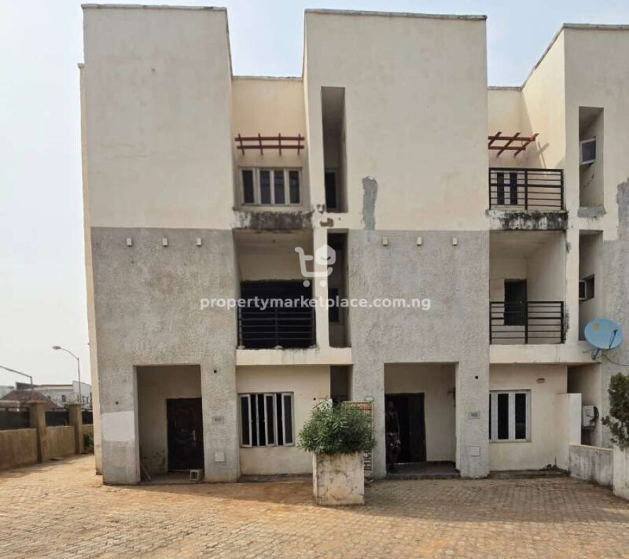4 bedroom terrace duplex with Bq (shell level)