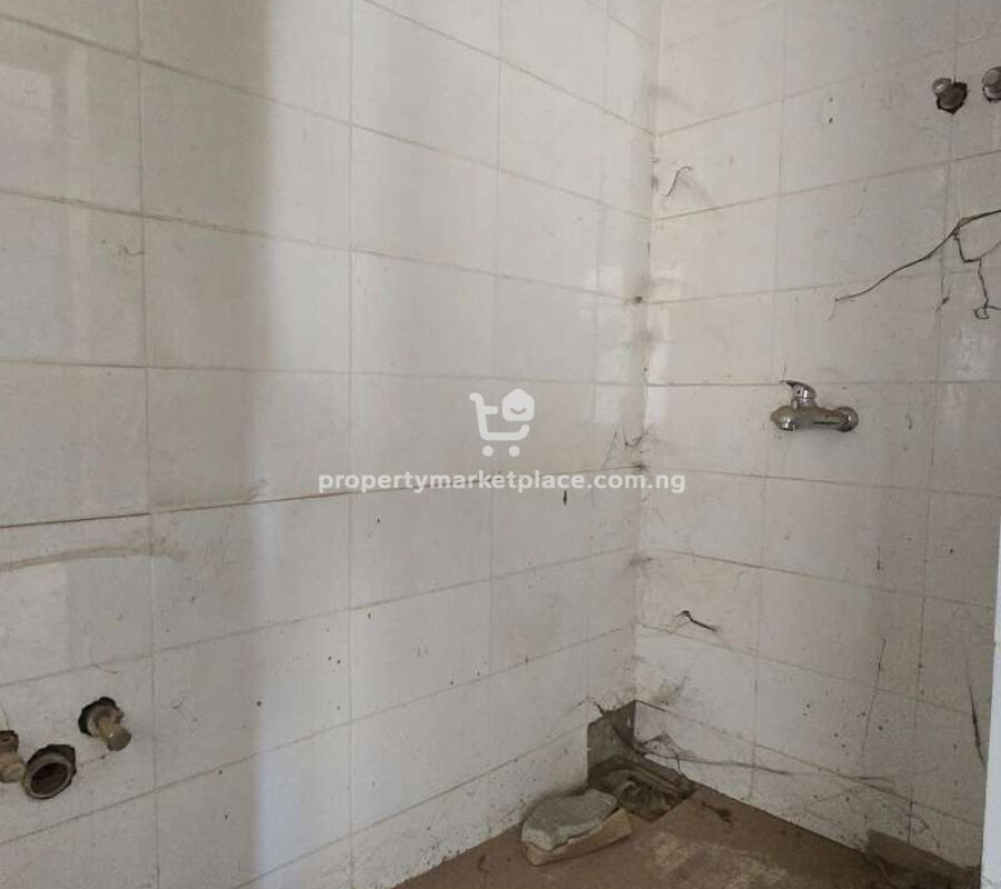 4 bedroom terrace duplex with Bq