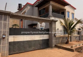 4 bedroom detached duplex with swimming pool