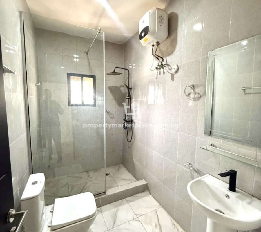 4 bedroom terrace duplex with Bq