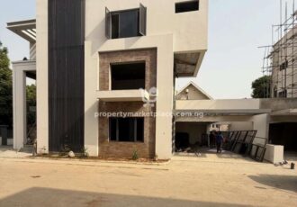 Automatically 5 bedroom detached duplex with 2 rooms Bq