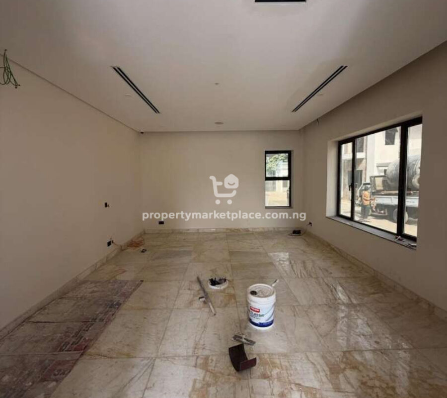Automatically 5 bedroom detached duplex with 2 rooms Bq