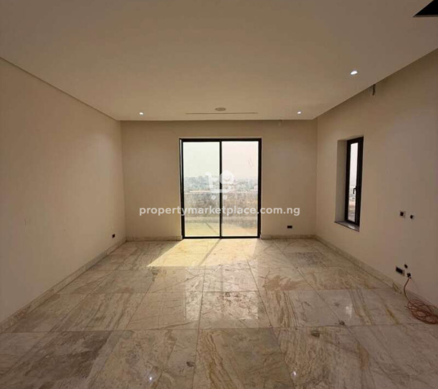 Automatically 5 bedroom detached duplex with 2 rooms Bq