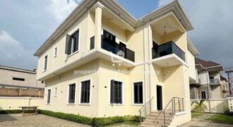 5 bedroom detached duplex with a room Bq