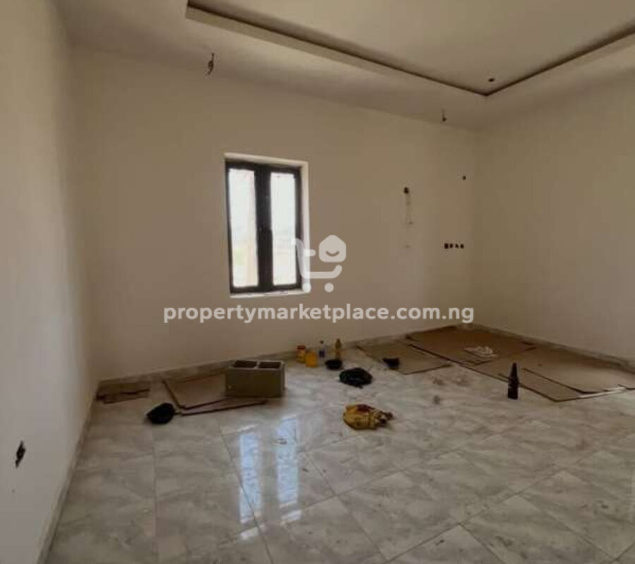 Spacious 2 bedroom apartment